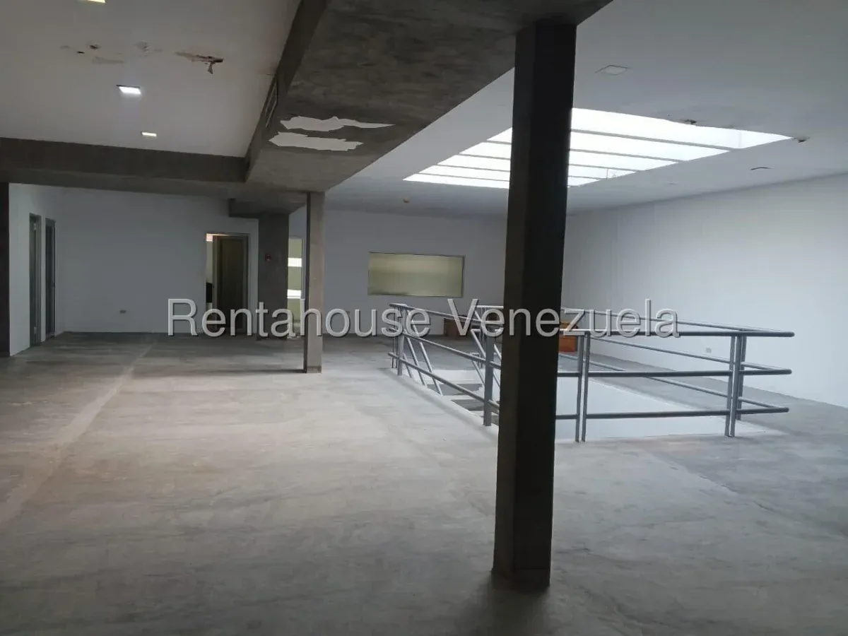 Edificio En VENTS En El Sector Belloso  - 15