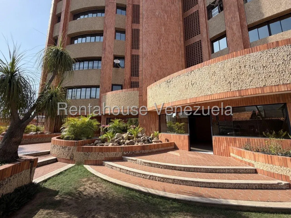 Hermoso Apartamento En ALQUILER En Maracaibo  - 20