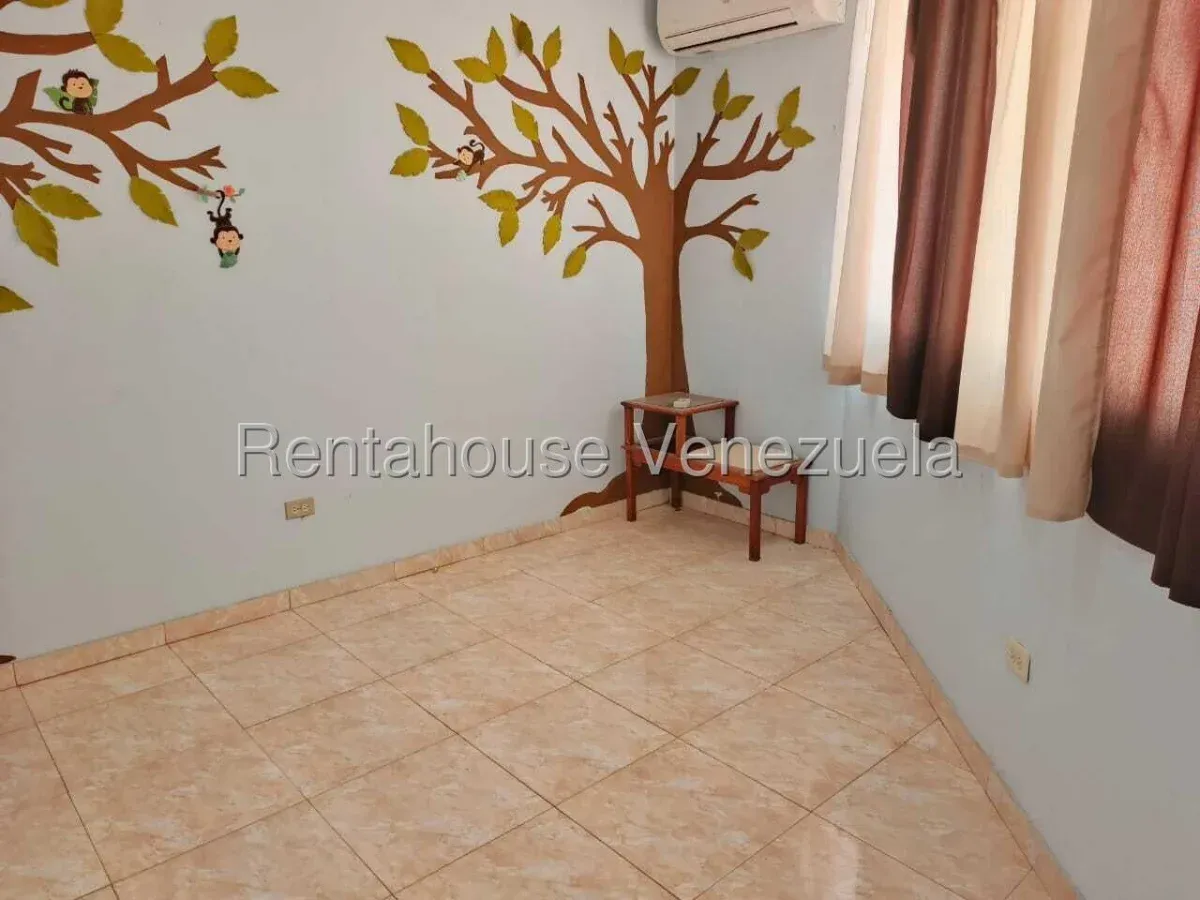 Amplia Casa Amueblada de 5 Habitaciones en Monte Bello, Maracaibo - 15
