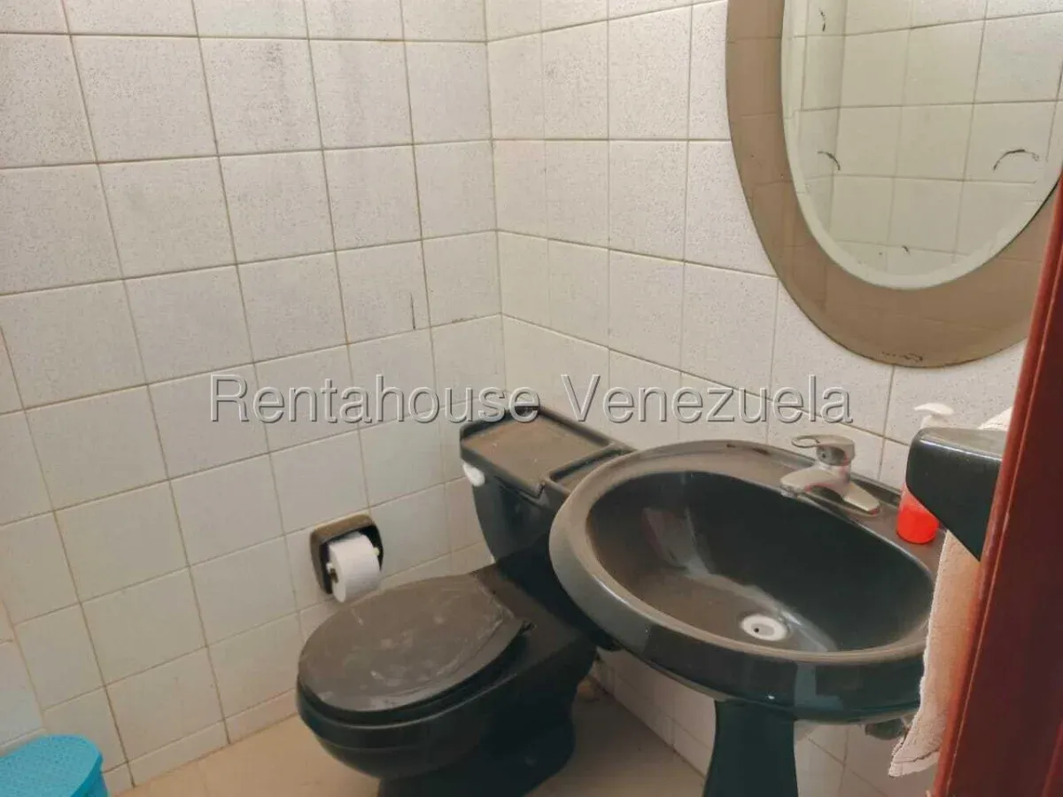 Amplia Casa Amueblada de 5 Habitaciones en Monte Bello, Maracaibo - 20