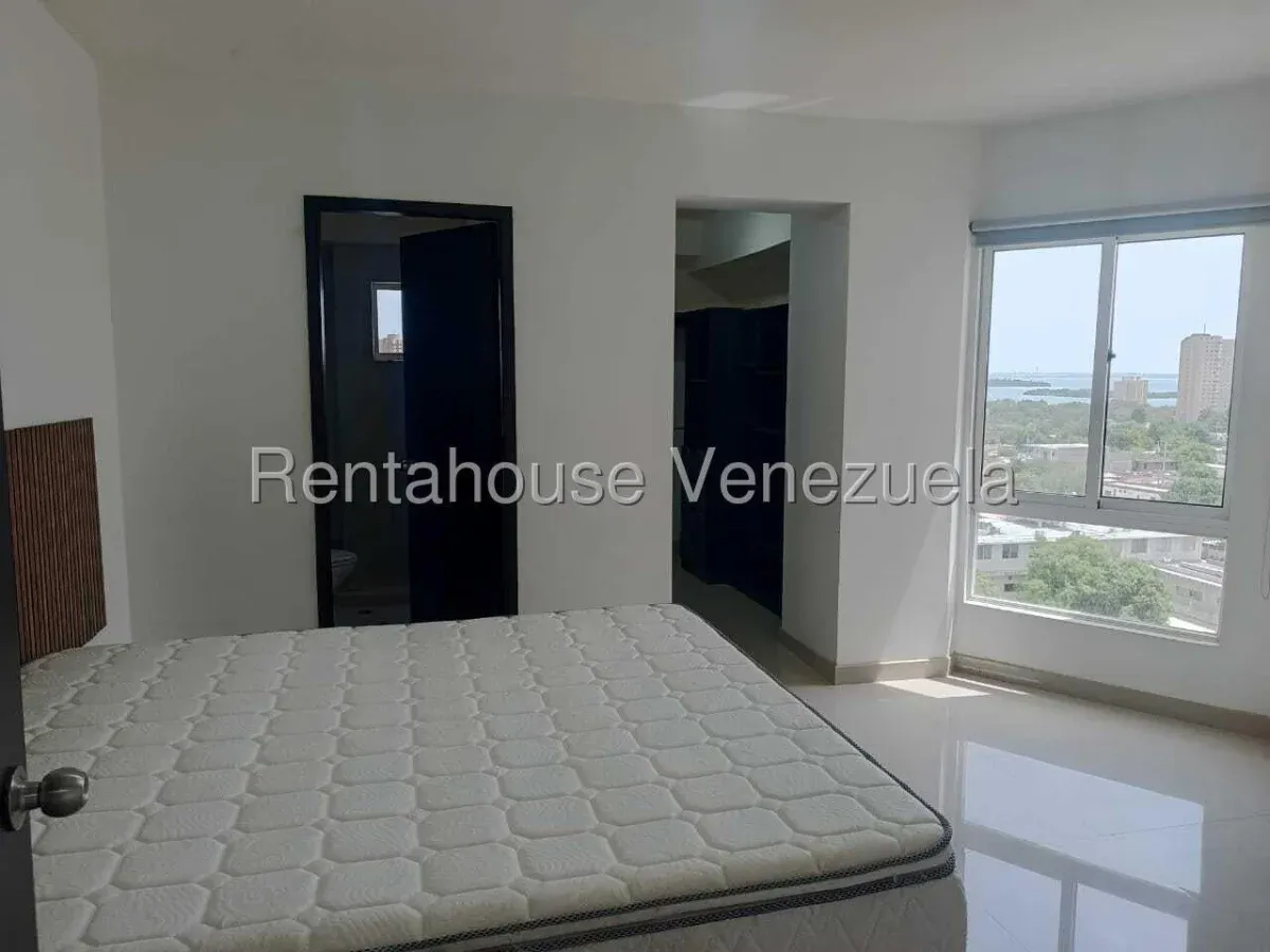 Cómodo Apartamento En ALQUILER En Bellas Artes - 14