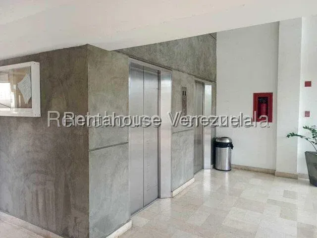 Cómodo Apartamento En ALQUILER En Bellas Artes - 18