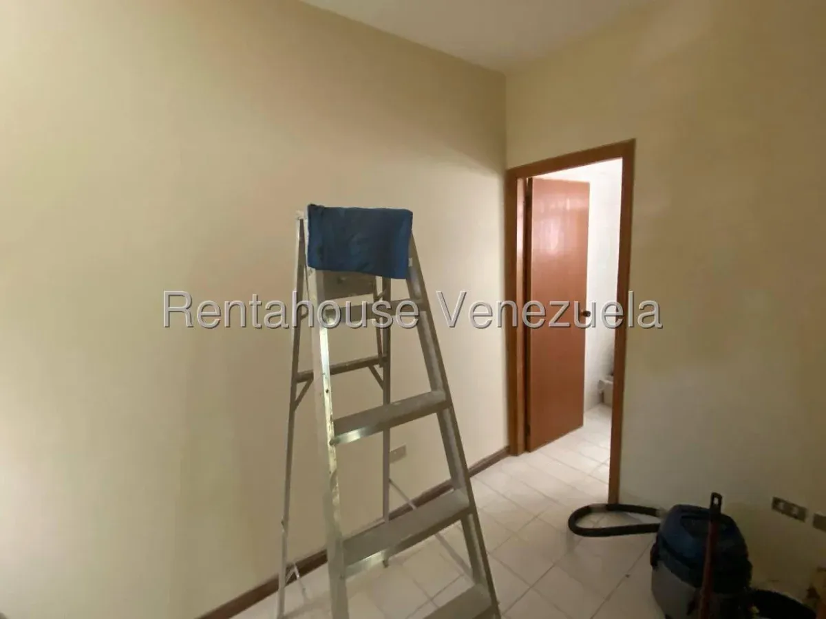 Bello Apartamento En ALQUILER En El Sector Bellas Artes  - 8