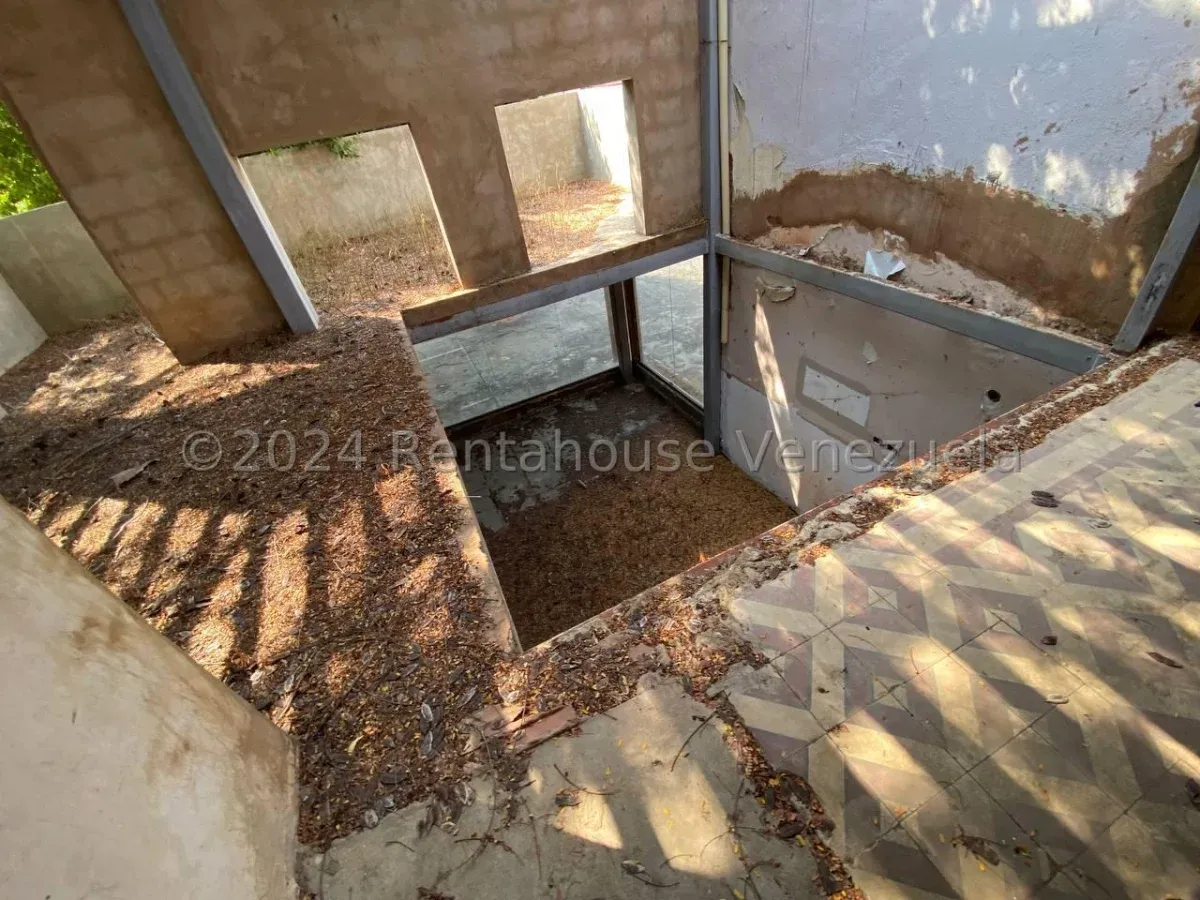 Local Comercial En Gris En ALQUILER En Calle 72 - 4