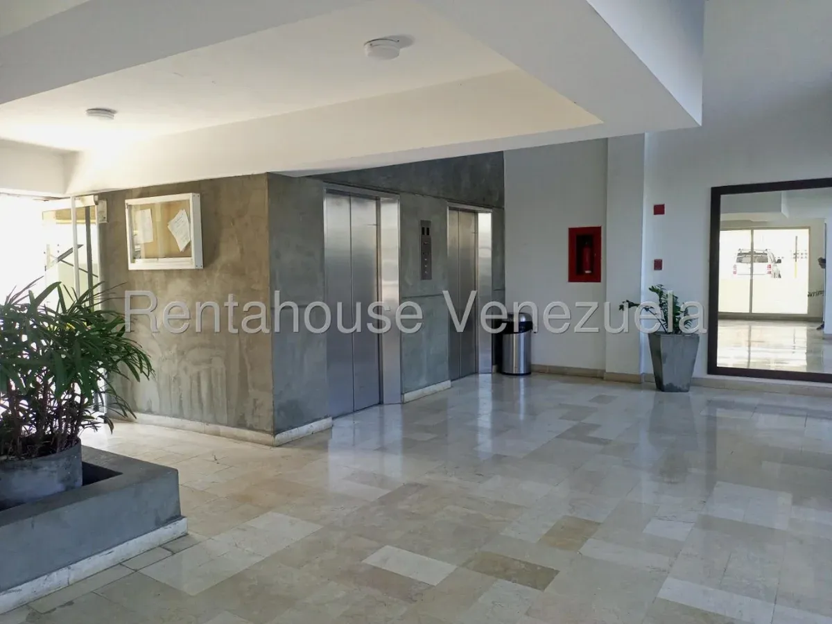 Cómodo Apartamento En ALQUILER En Bellas Artes  - 19