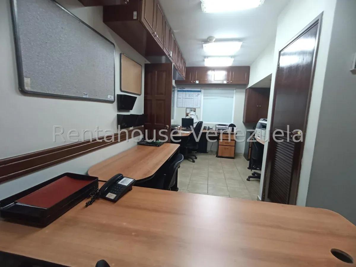 Casa Comercial con Galpón y Oficinas Equipadas en Tierra Negra - 8