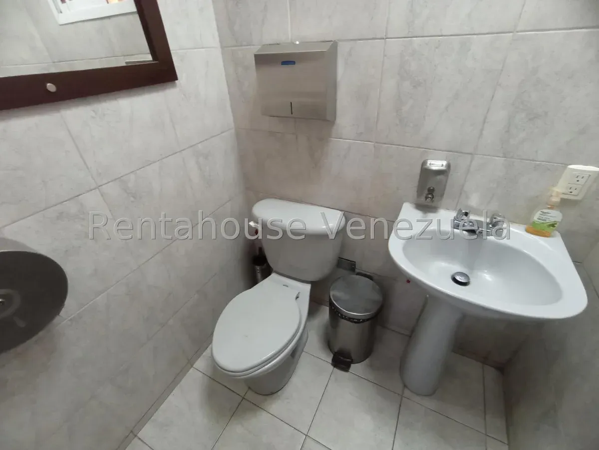 Casa Comercial con Galpón y Oficinas Equipadas en Tierra Negra - 15