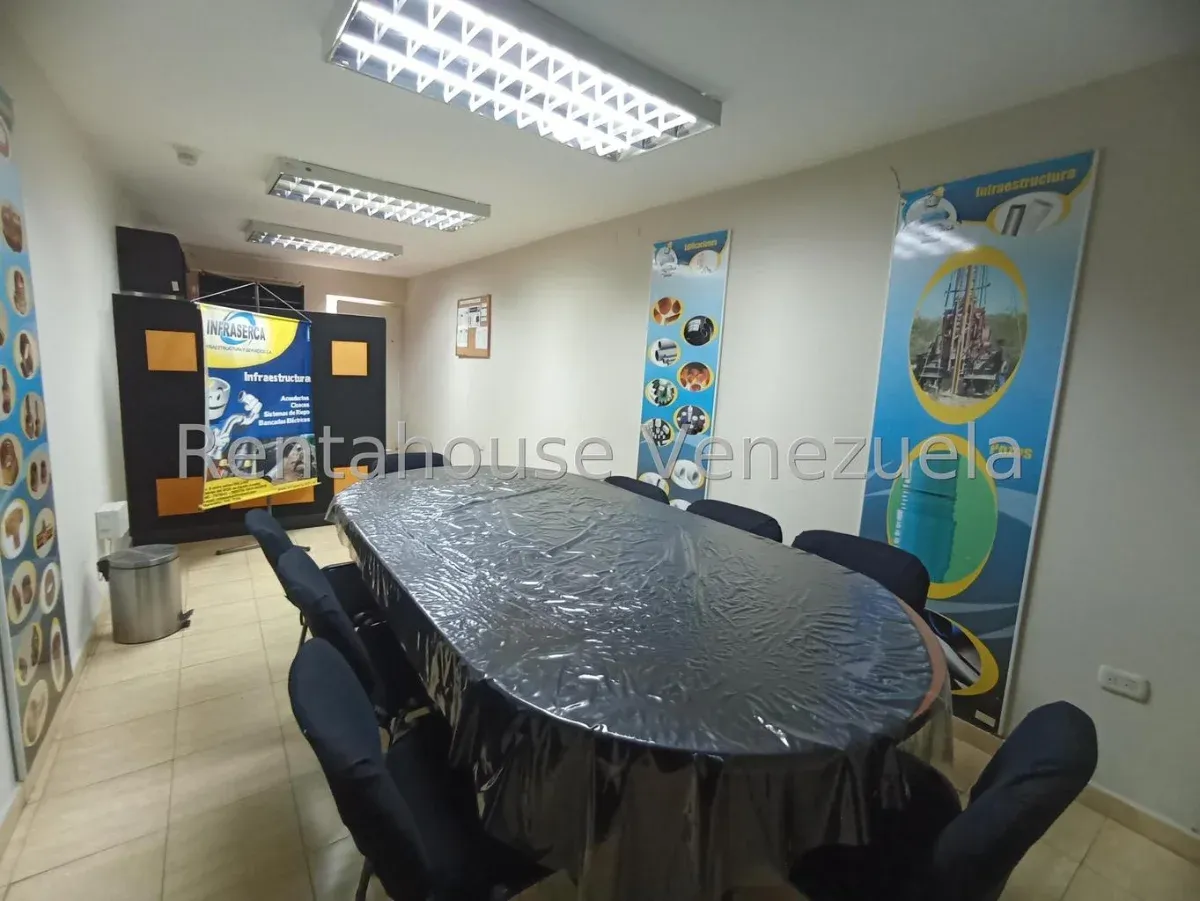 Casa Comercial con Galpón y Oficinas Equipadas en Tierra Negra - 17