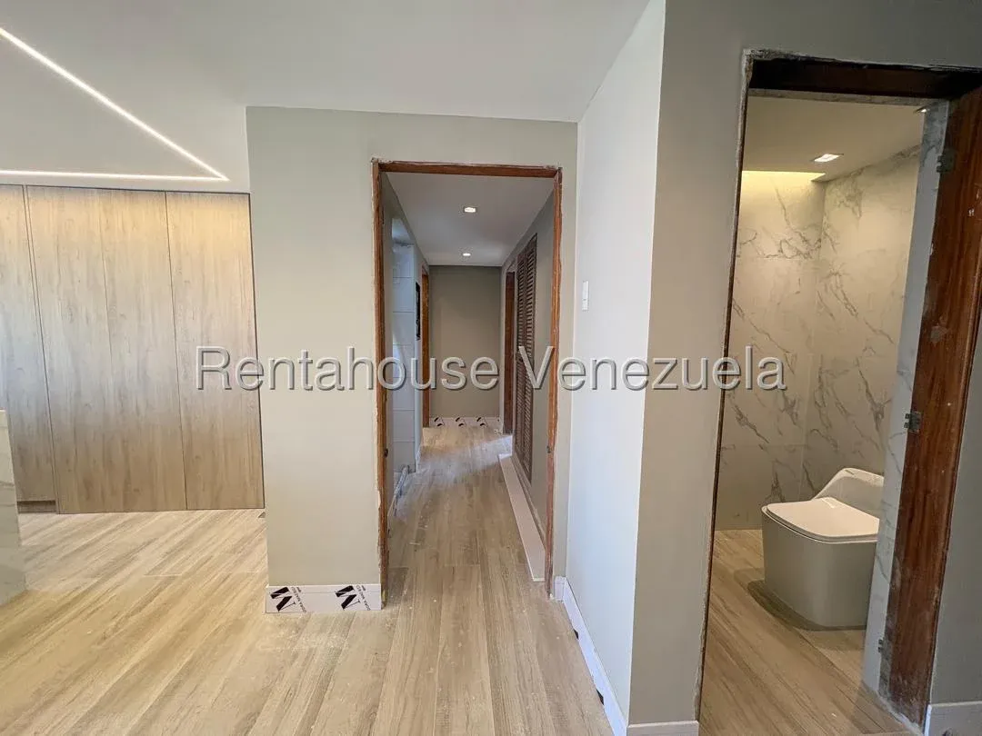 Bello Apartamento En VENTA En Av. El Milagro - 13