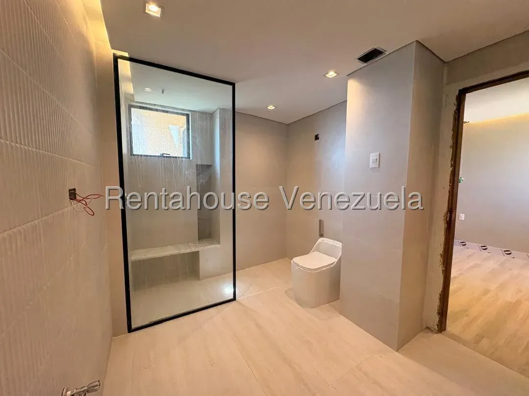 Bello Apartamento En VENTA En Av. El Milagro - 18