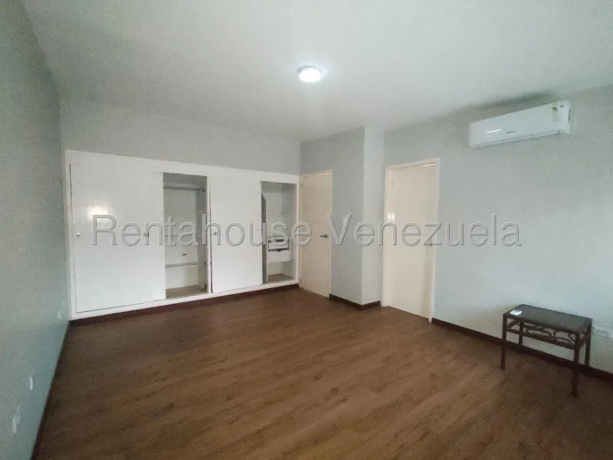 Amplia Casa En Venta En Tierra Negra  - 14