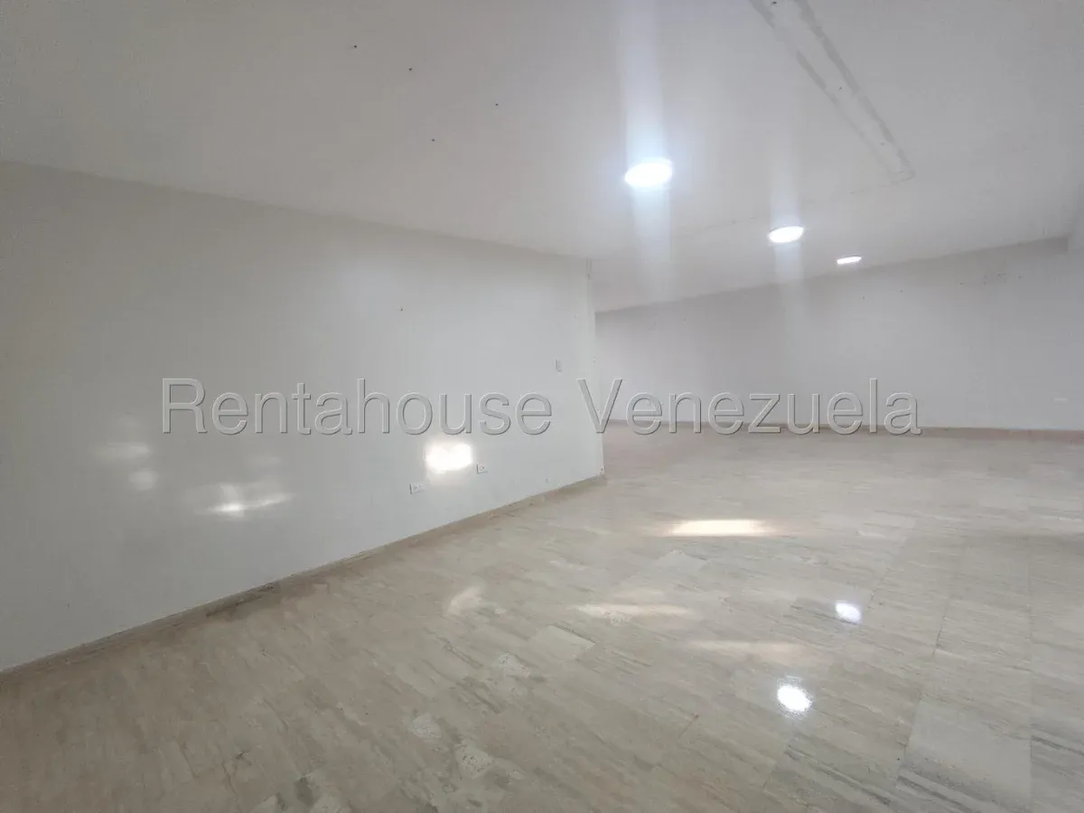 Amplia Casa En Venta En Tierra Negra  - 19