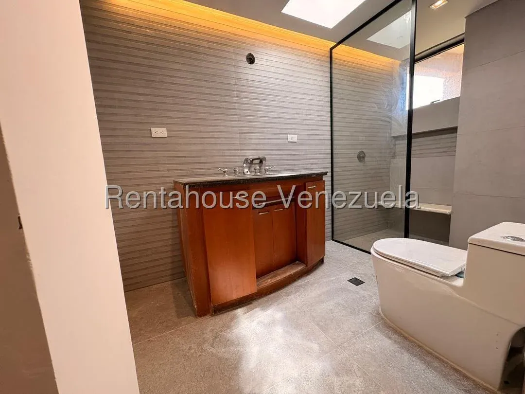 Apartamento En VENTA En Av. El Milagro  - 4
