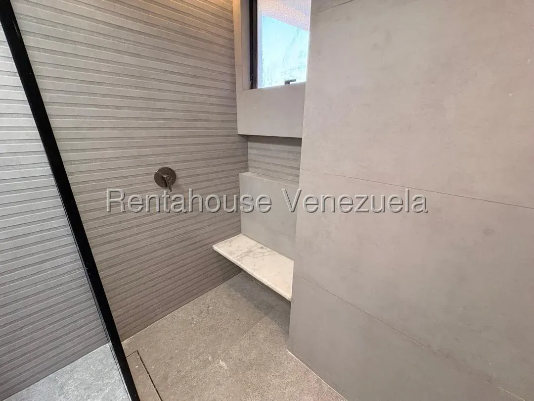 Apartamento En VENTA En Av. El Milagro  - 7