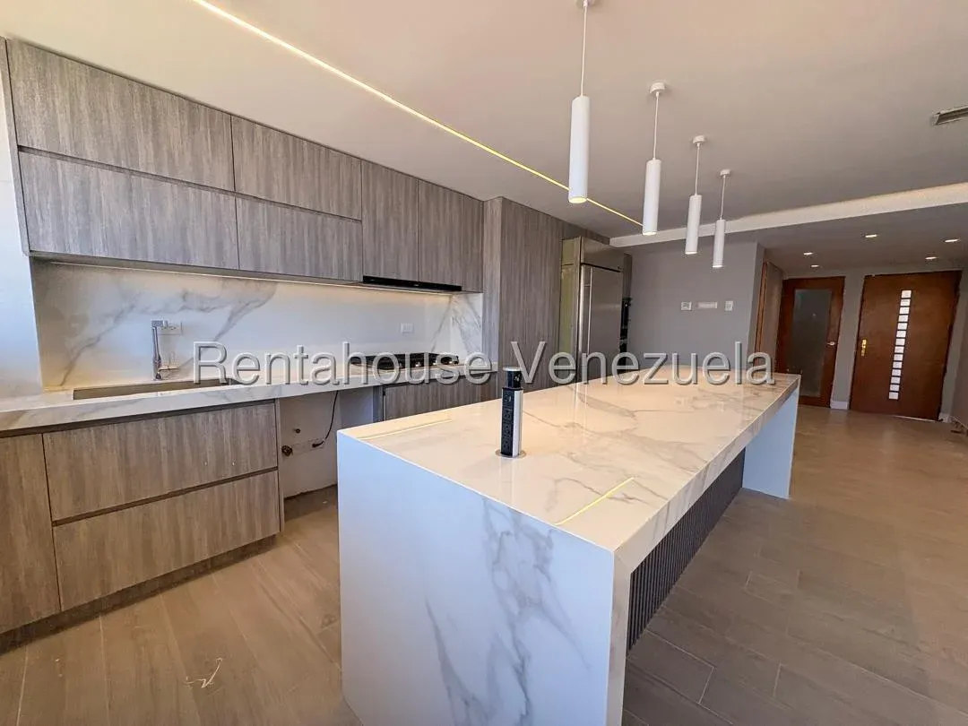Apartamento En VENTA En Av. El Milagro  - 14