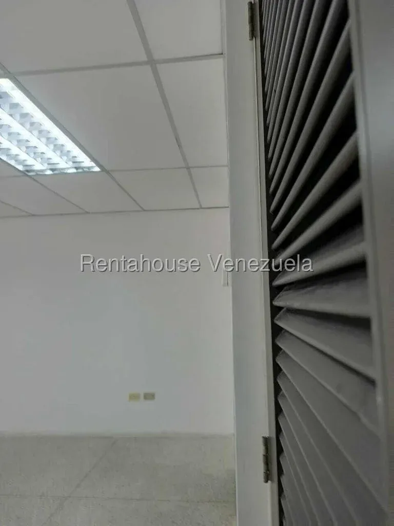 Local Comercial En ALQUILER En 5 de Julio  - 5