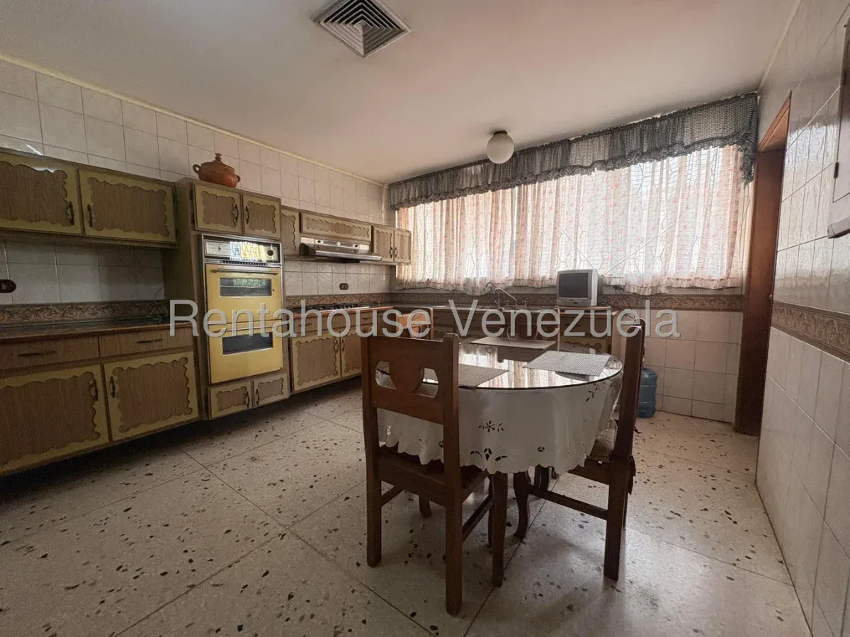 Amplia Casa En VENTA En Irama  - 9