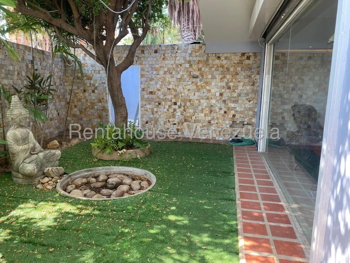 Casa En VENTA En El Sector La Lago, Maracaibo - 2