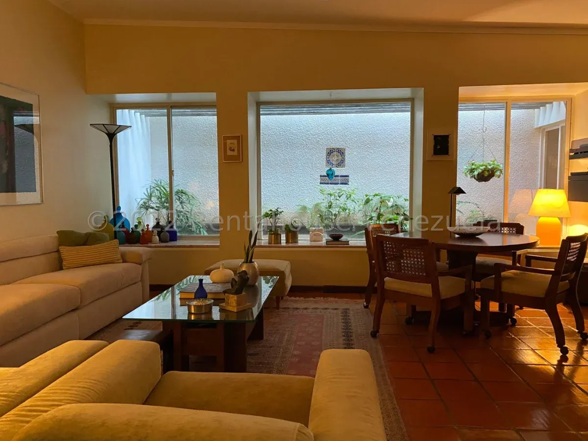 Casa En VENTA En Las Mercedes - 3