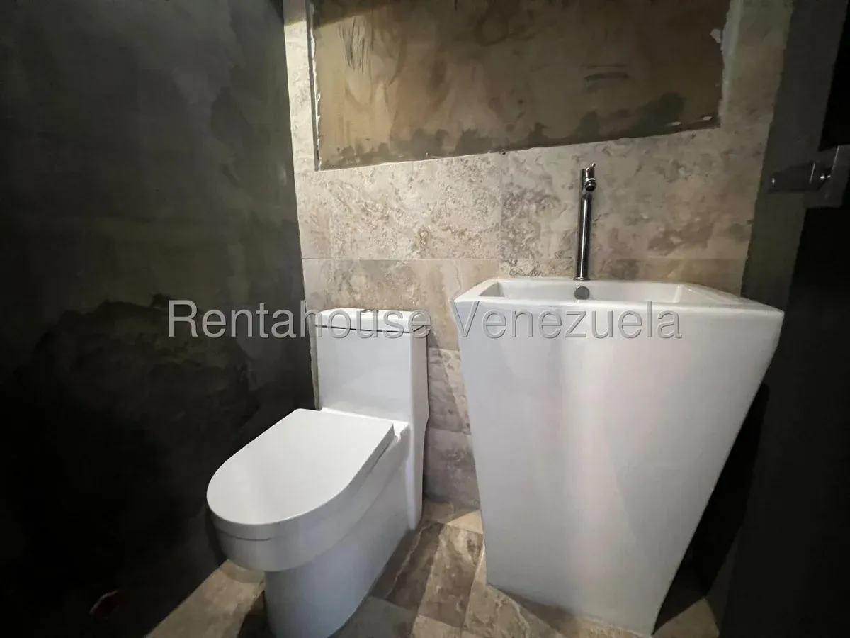 Hermoso Apartamento En VENTA En La Lago - 13