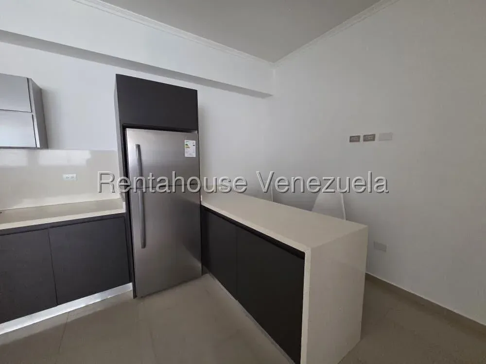Apartamento Tipo Estudio Totalmente Actualizado En Venta En Valle Frio  - 18