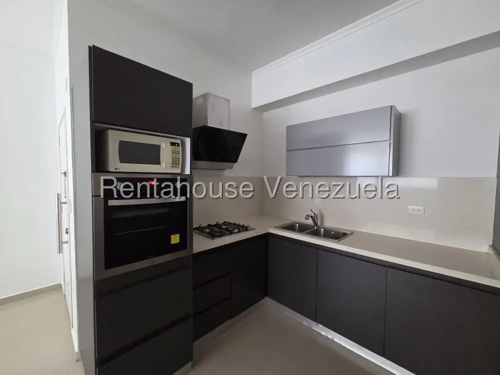 Apartamento Tipo Estudio Totalmente Actualizado En Venta En Valle Frio  - 19