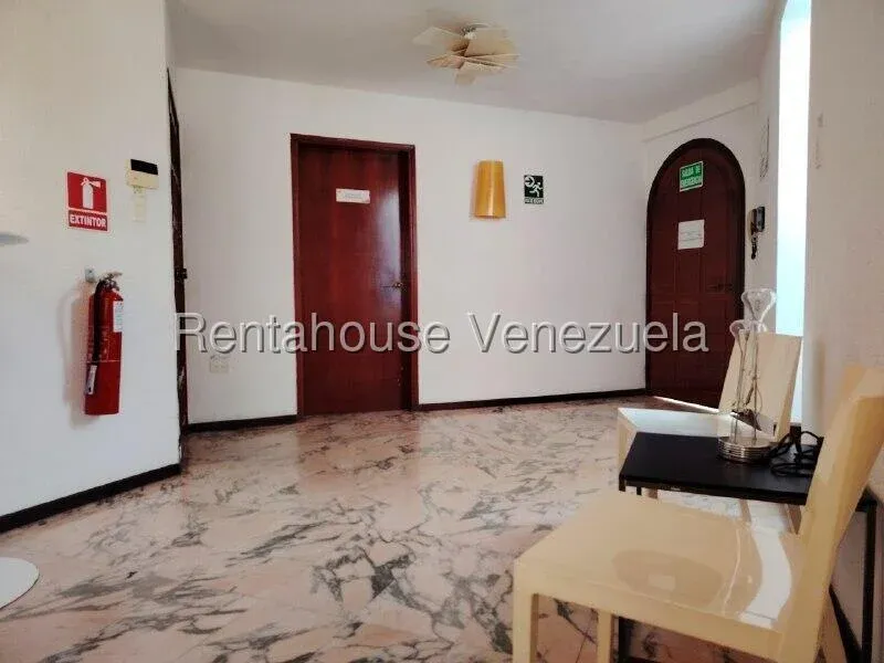 Hermosa Casa-Quinta Con Piscina En El Sector La Maracaibo - 2