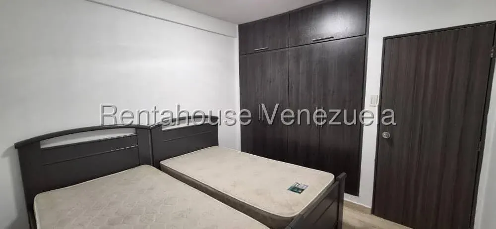 Hermoso Apartamento Totalmente Actualizado En Venta En Amparo  - 3