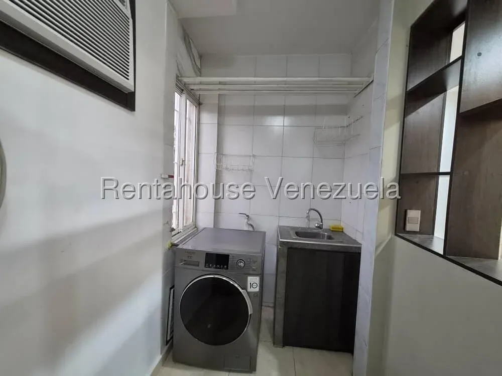 Hermoso Apartamento Totalmente Actualizado En Venta En Amparo  - 11