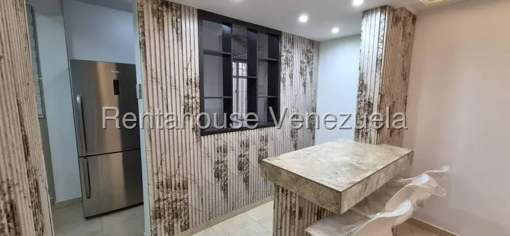 Hermoso Apartamento Totalmente Actualizado En Venta En Amparo  - 14