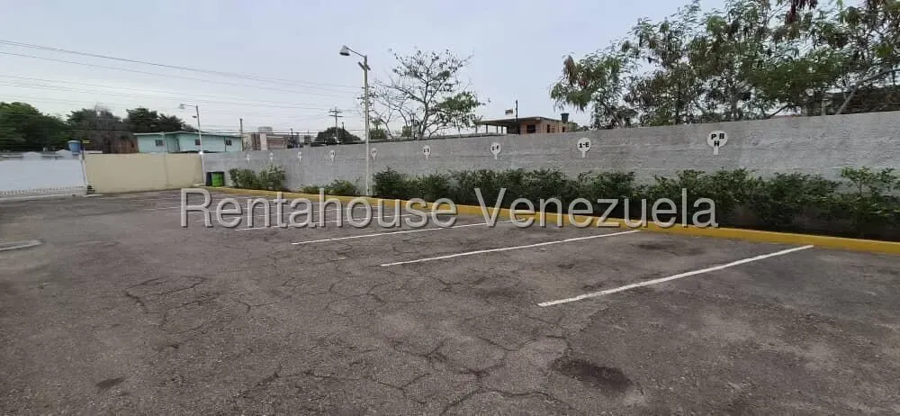 Hermoso Apartamento Totalmente Actualizado En Venta En Amparo  - 17