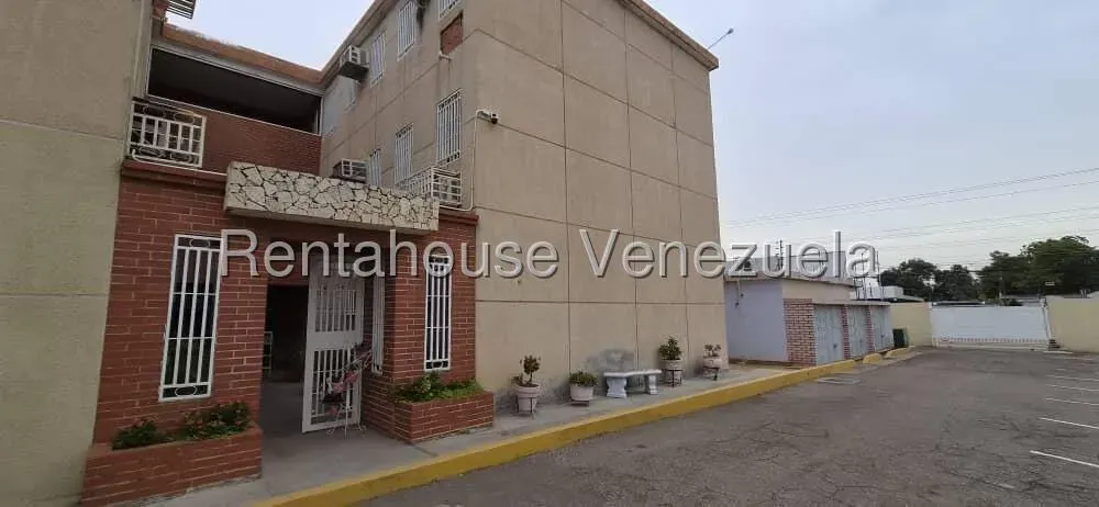 Hermoso Apartamento Totalmente Actualizado En Venta En Amparo  - 18