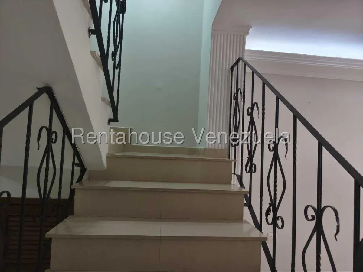 Townhouse amplio en villa cerrada de Milagro Norte con acceso a playa - 11