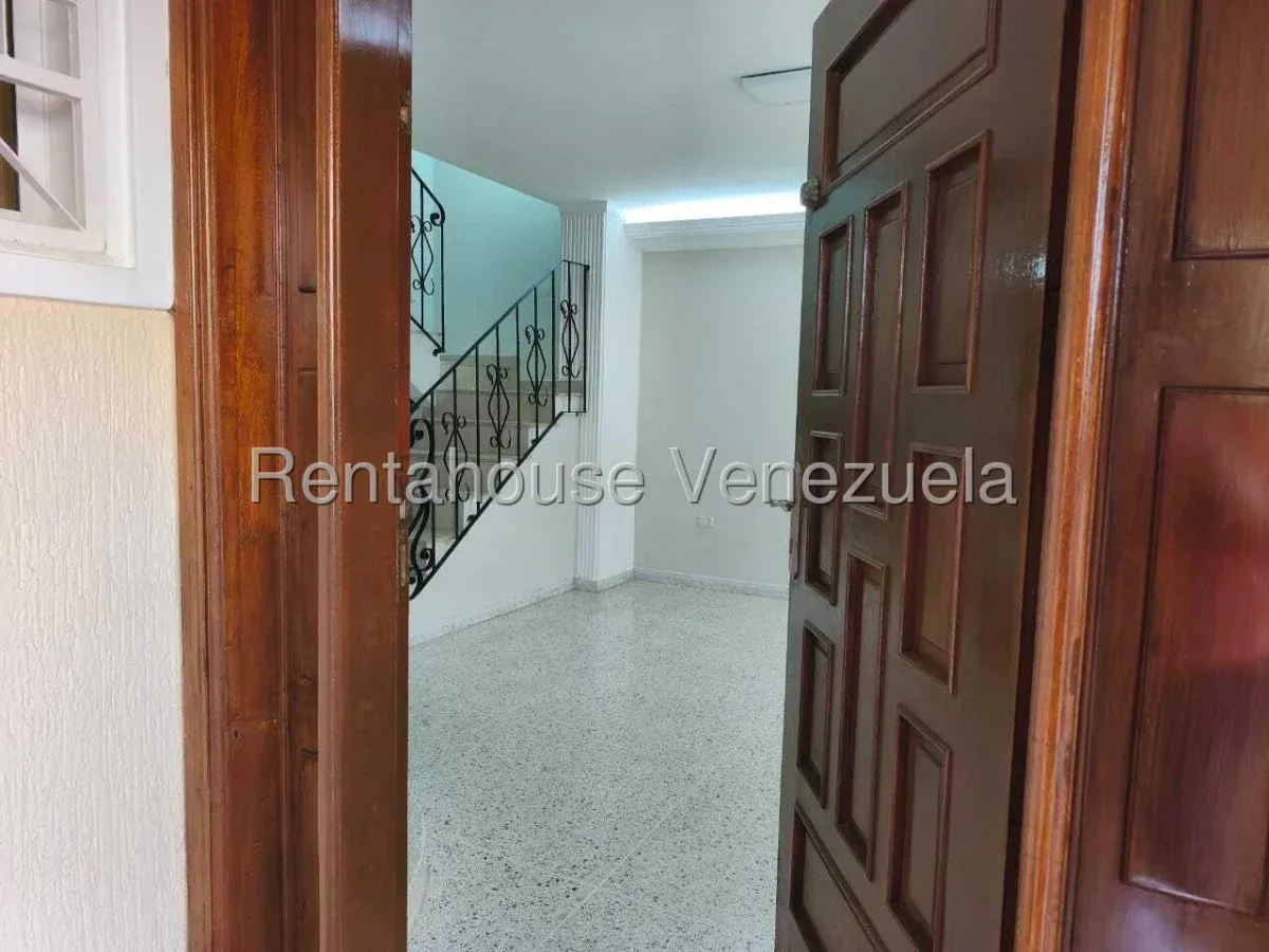 Townhouse amplio en villa cerrada de Milagro Norte con acceso a playa - 18