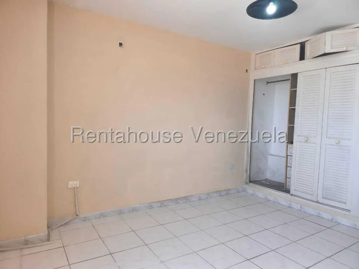 Amplio townhouse en villa de Milagro Norte con vista al lago - 15
