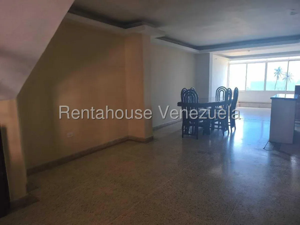 Amplio townhouse en villa de Milagro Norte con vista al lago - 19