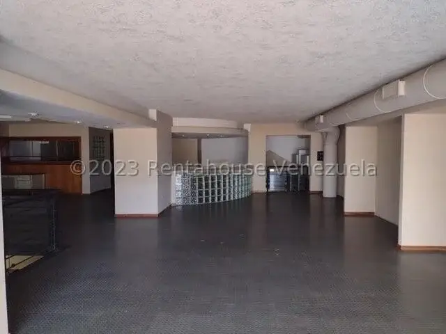 Local comercial estratégico de 344 m² en 5 De Julio