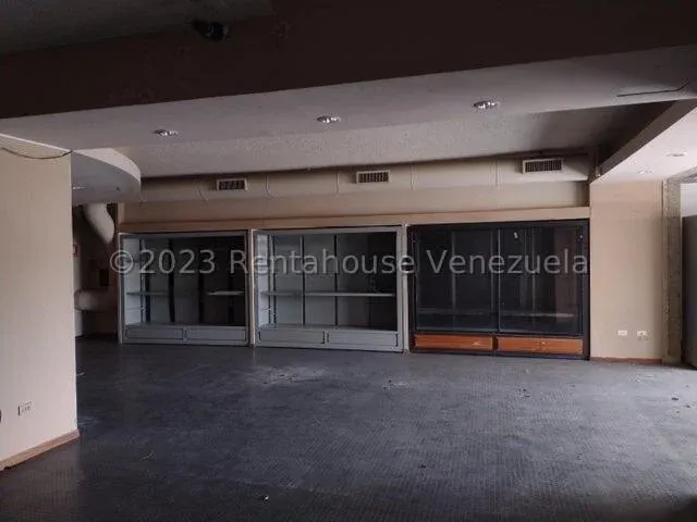 Local comercial estratégico de 344 m² en 5 De Julio - 4
