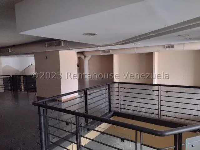 Local comercial estratégico de 344 m² en 5 De Julio - 8