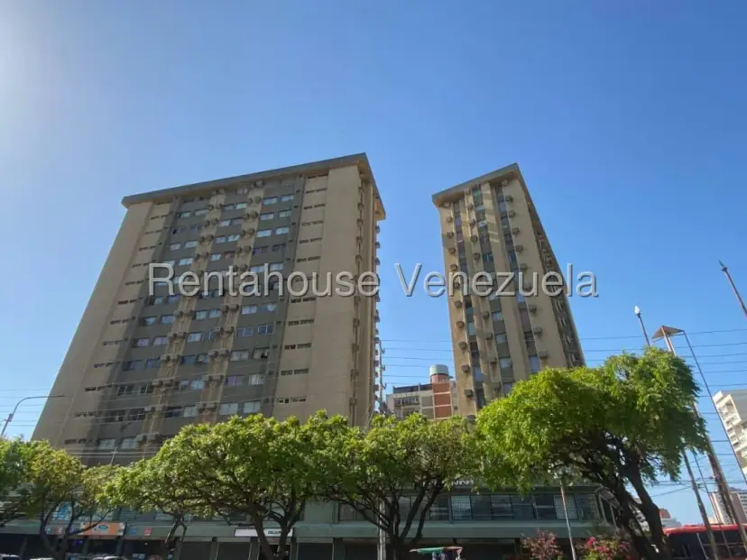 Bello Apartamento En ALQUILER En Cecilio Acosta 