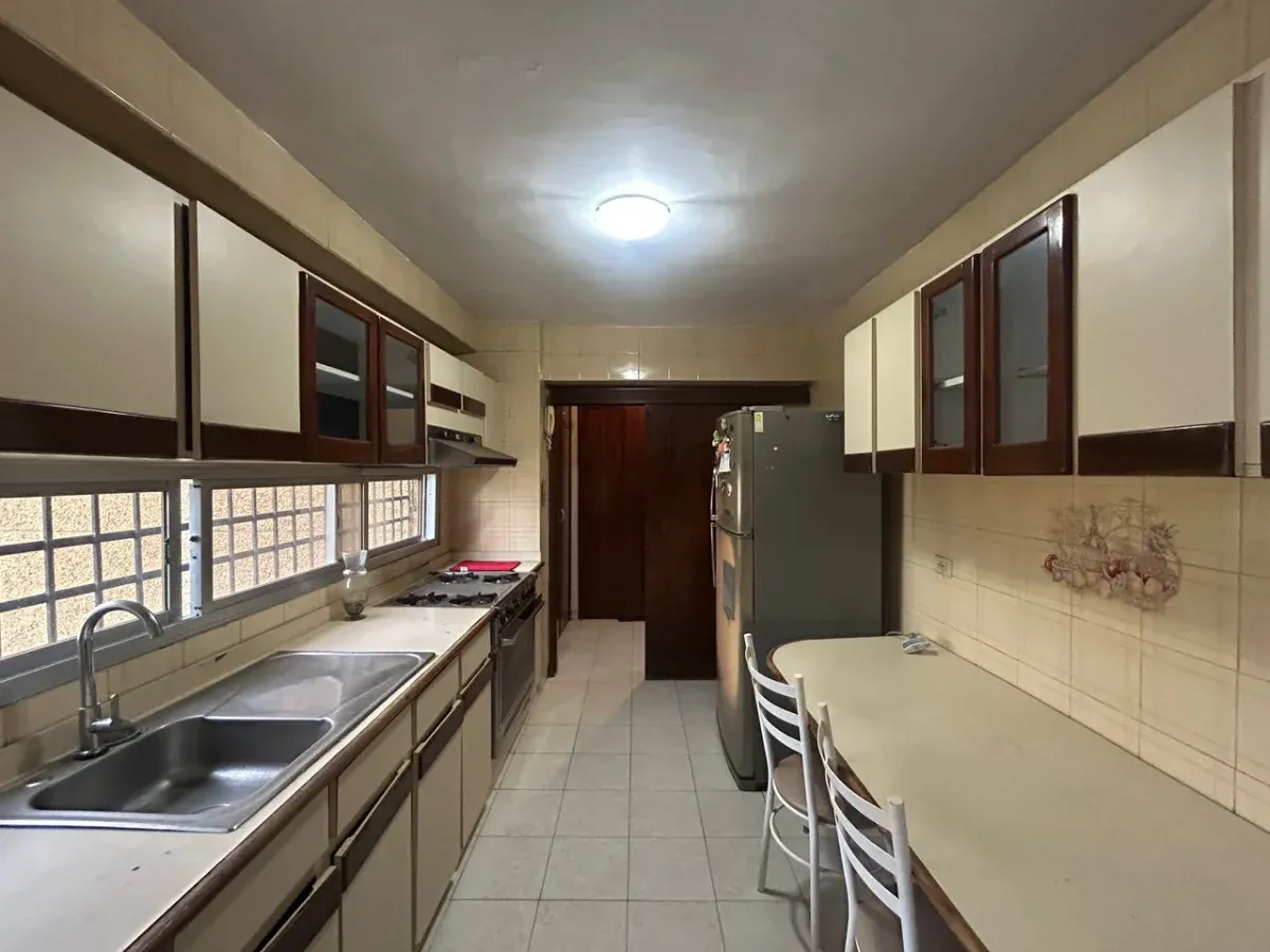 Bello Apartamento En ALQUILER En Cecilio Acosta  - 9