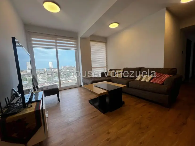 Hermoso Apartamento Con Planta Electrica En La Lago