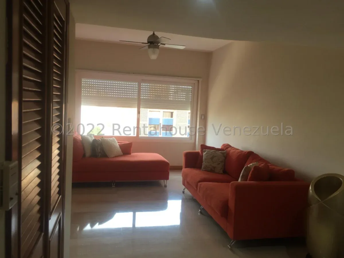 Hermoso Apartamento Con Piscina En VENTA En La Lago  - 10