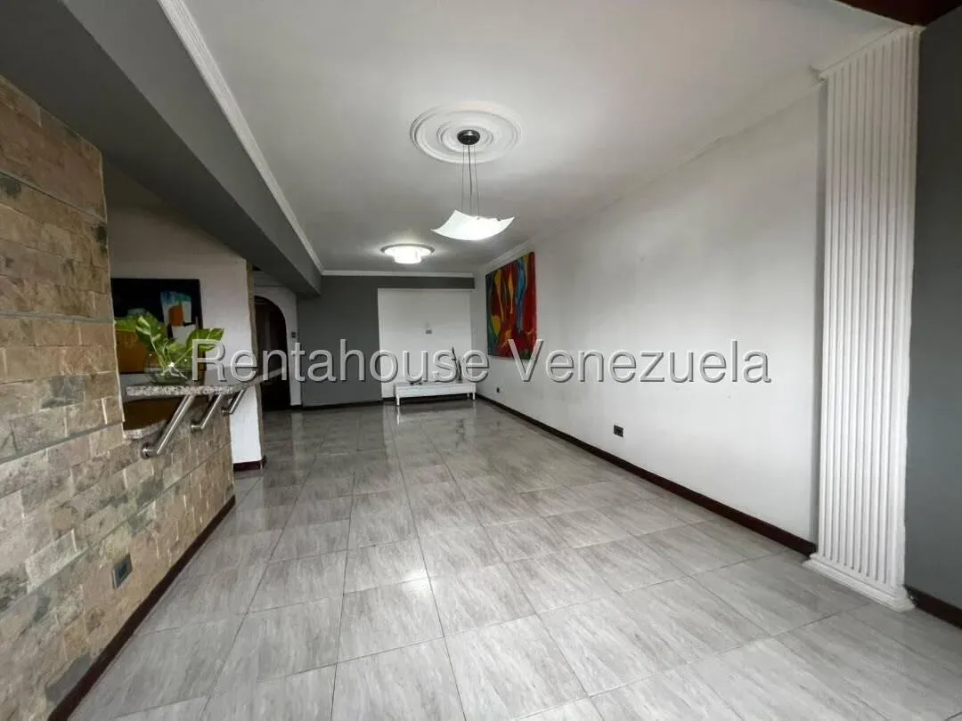 Bello Y Cómodo Apartamento En VENTA Santa Lucía En  - 4
