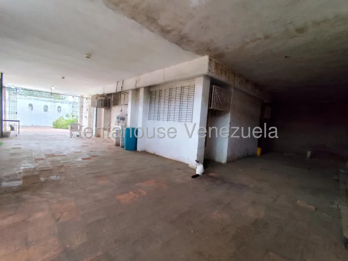 Amplia Casa Para Expandir o Remodelar En VENTA En Maranorte  - 2