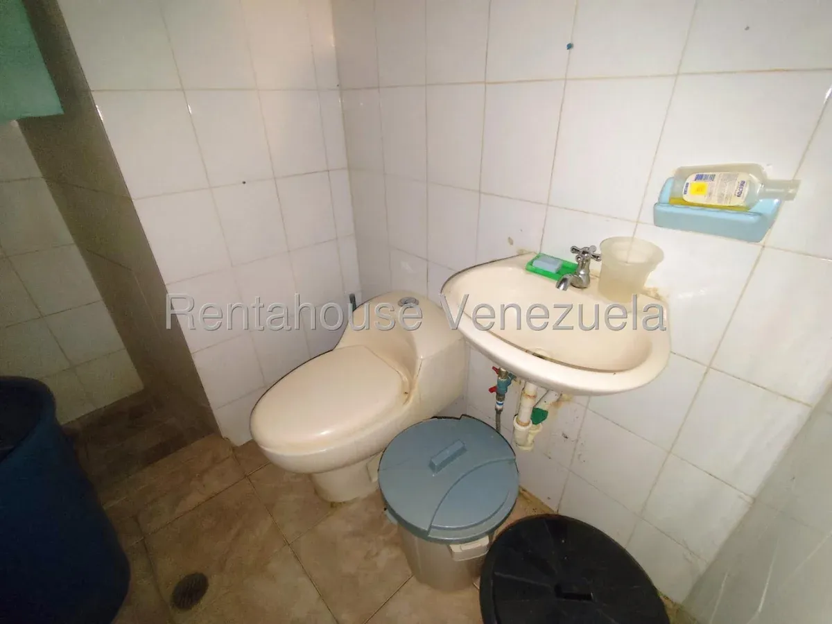 Amplia Casa Para Expandir o Remodelar En VENTA En Maranorte  - 11