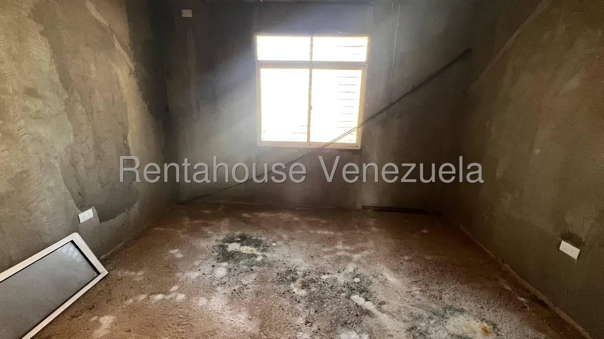 Townhouse En Gris En Venta En Camino De La Lagunita  - 13