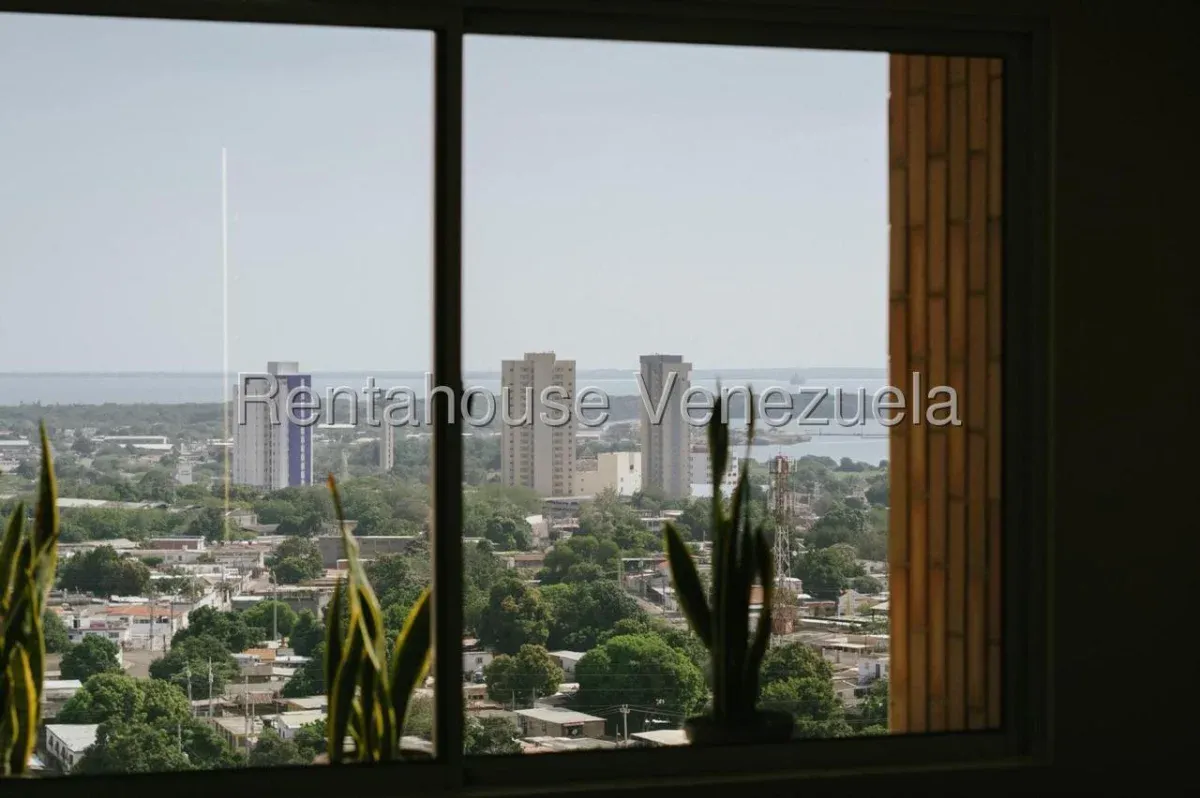 Hermoso Apartamento Con Planta Electrica y Una Hermosa vista al lago En ALQUILER, Sector Don Bosco - 11