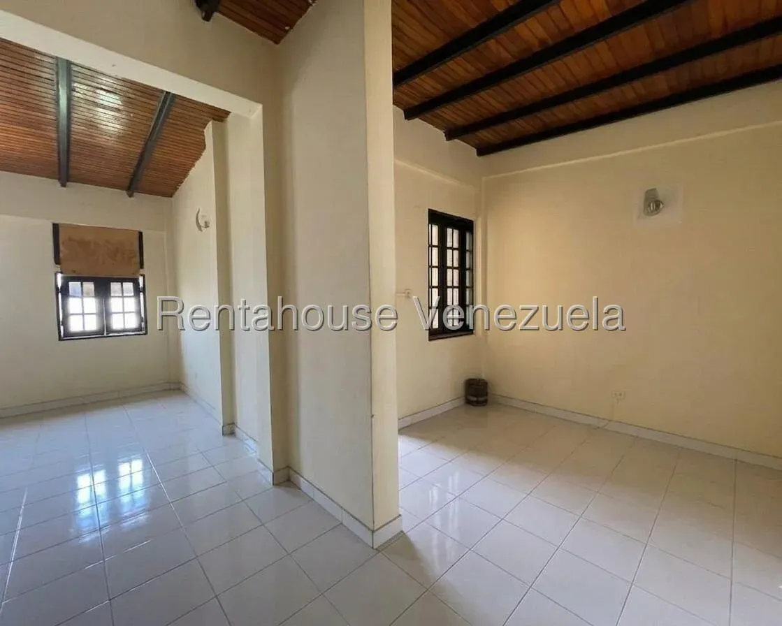 Bello Y Cómodo Apartamento En VENTA En Cumbres De Maracaibo  - 3