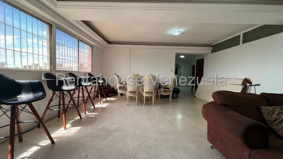 Amplio Y Cómodo Apartamento En VENTA En Av Bella Vista
